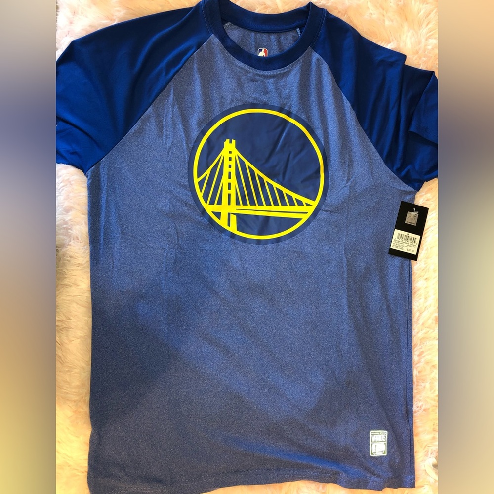 NBA Men’s Blue and Yellow Graphic T-Shirt